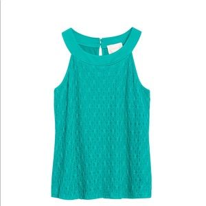 Sleeveless textured blouse